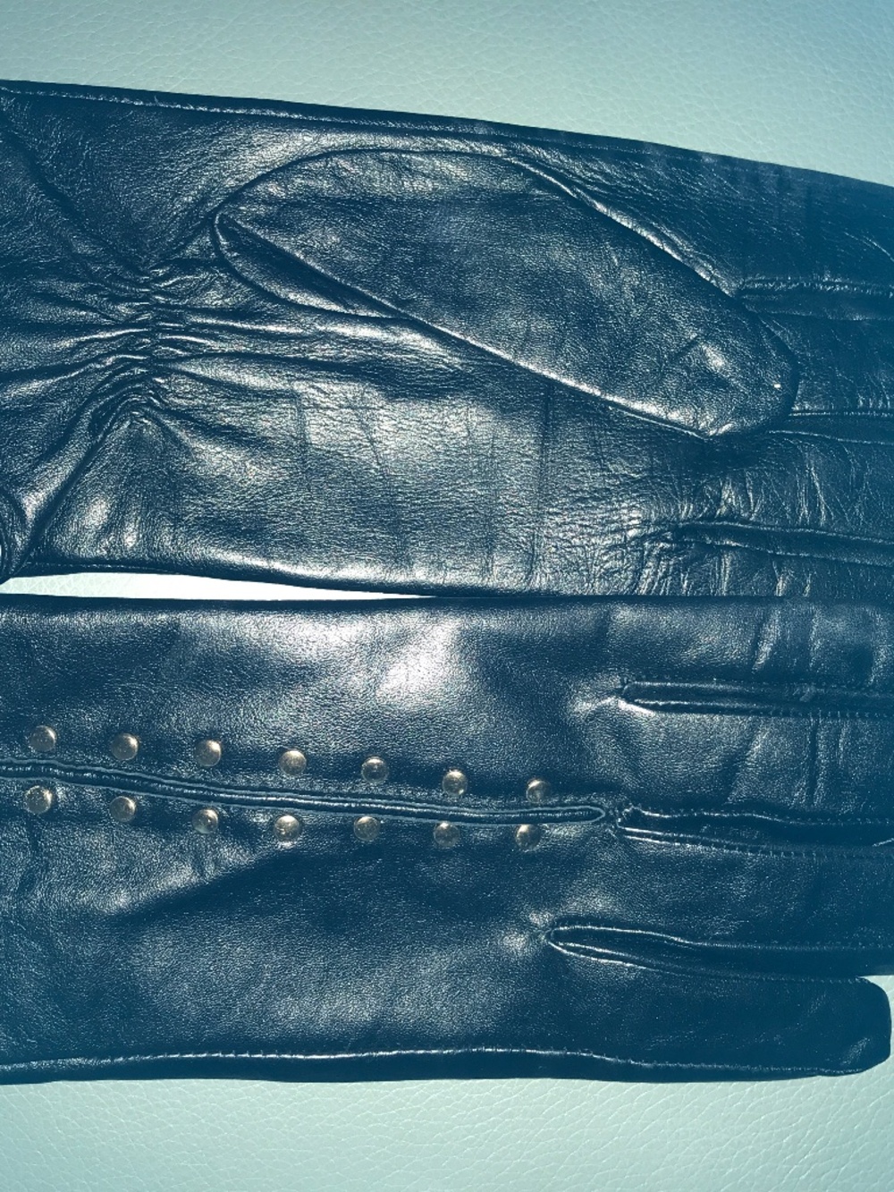 Leather MK gloves lined, like new, studs black M
